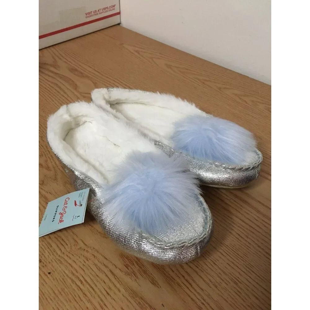 New Girls Plushy Pomp-pomp Slippers Size 4-5